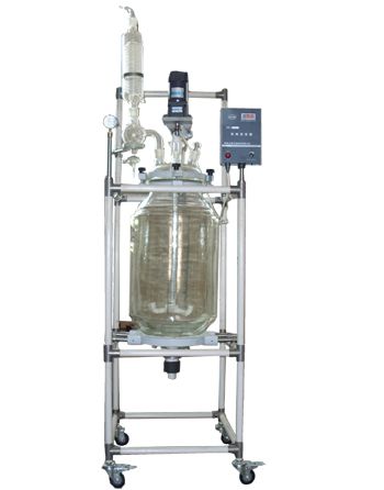 Cylindrical jacketed reactor