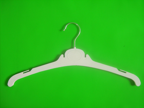 flat plastic hanger