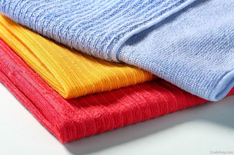 Microfiber warp knitted cloth for cleaning