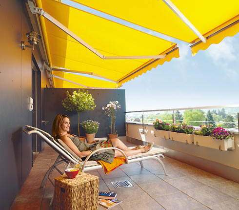 Lifang Retractable Awning