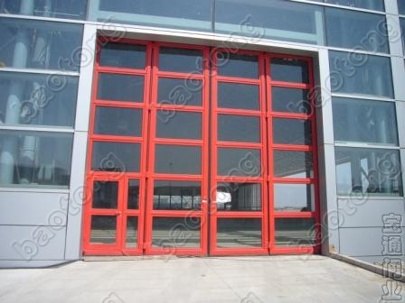 Horizontal Bi-Folding Door