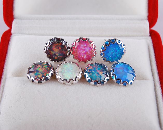 925 sterling silver opal Stud  earing E16