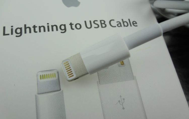 USB cable for iphone4/iphone 5/ipad  