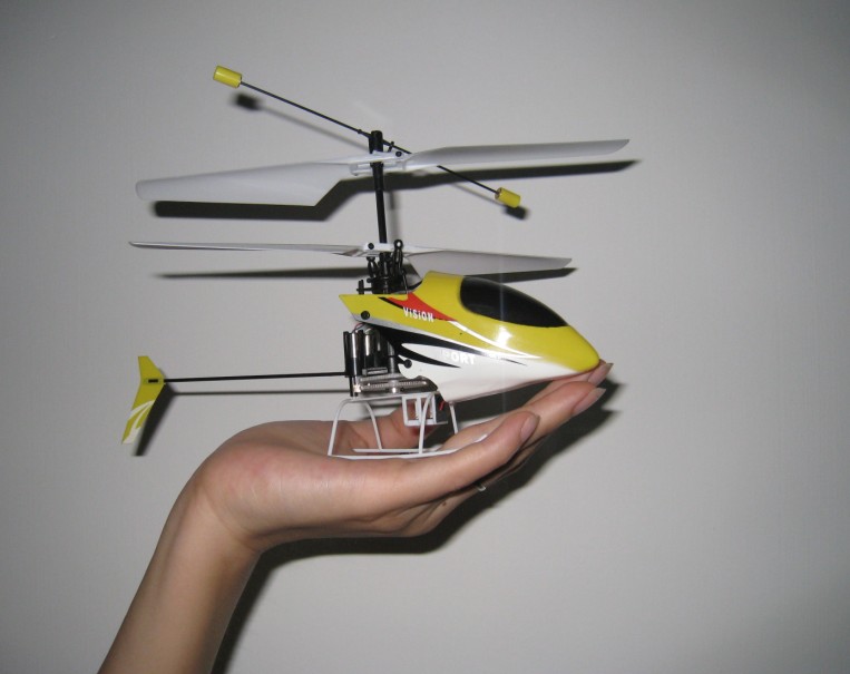 4CH RC helicopter with gyro