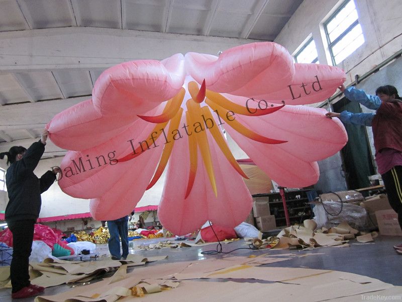 Inflatable flower