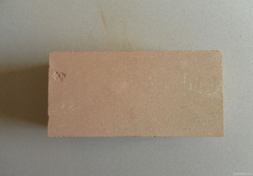 Light weight insulation brick