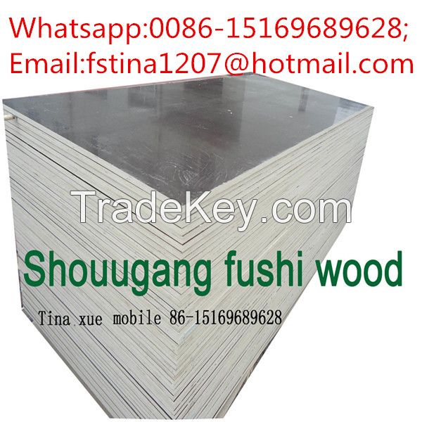 Construction used concrete moulding   plywood