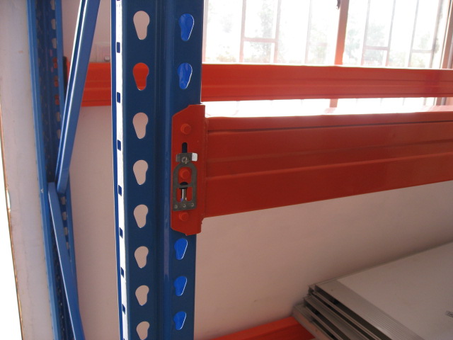 teardrop pallet rack