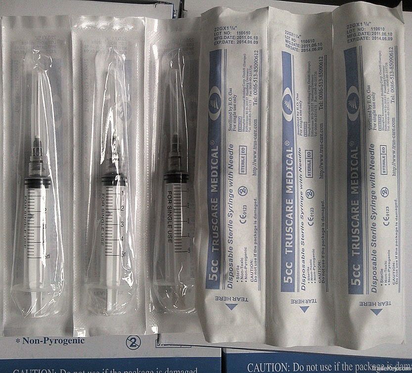 Disposable syringe