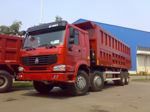 HOWO /8x4 dump truck