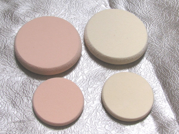 Latex powder puff, cosmetic powder puff