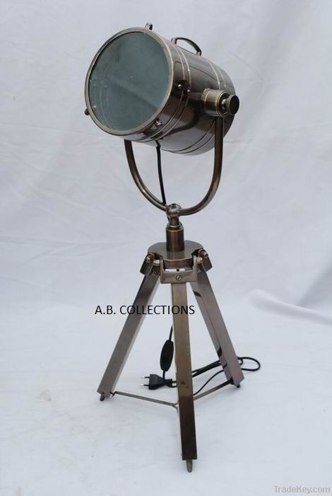 TABLE LAMP, SPOT LIGHT, ADJUSTABLE LIGHT,