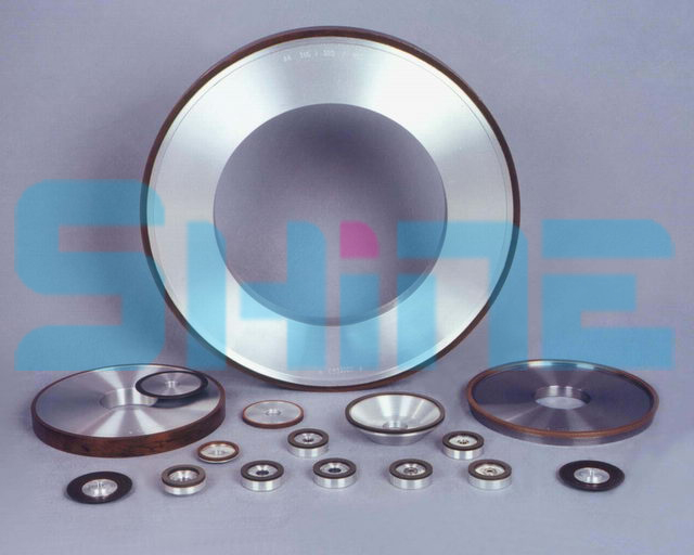 Diamond grinding wheels