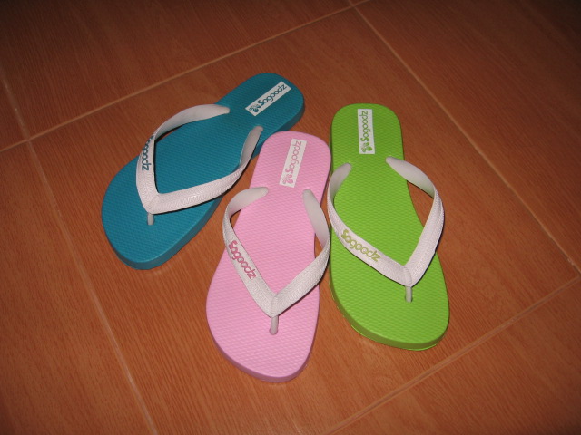 EVA BEACH FLIP FLOP