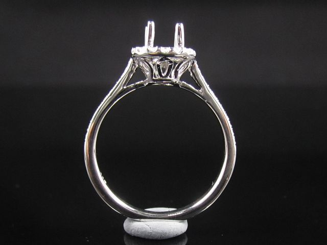 Engagement ring/wedding ring (Diamond ring / Semi-Mount Ring)