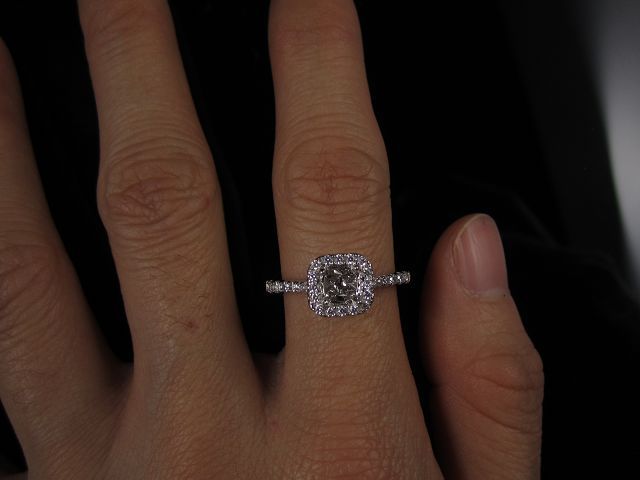 Engagement ring/wedding ring/white gold ring/platinum ring (Diamond ring / Semi-Mount Ring)