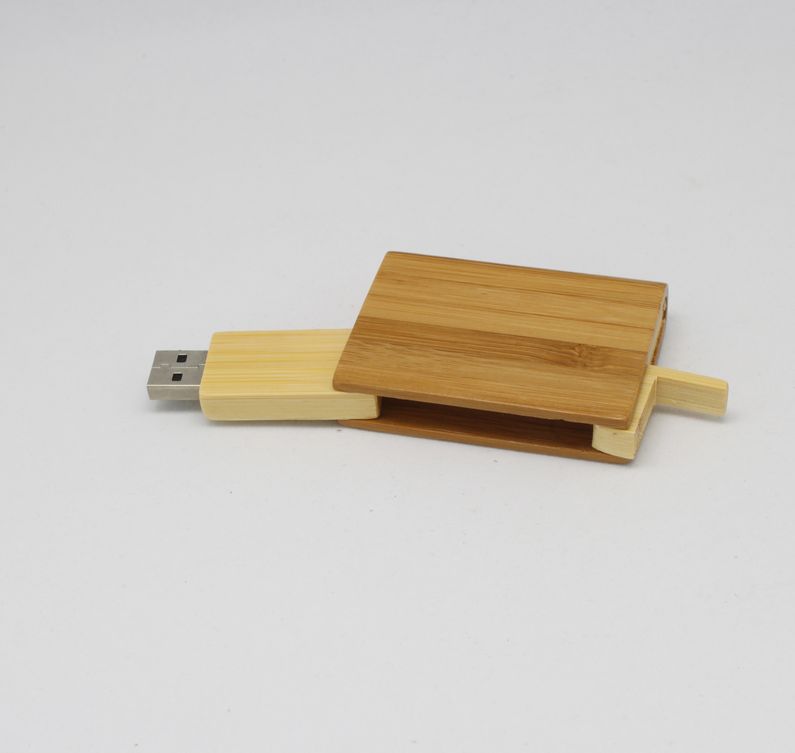 Bamboo USB flash drive