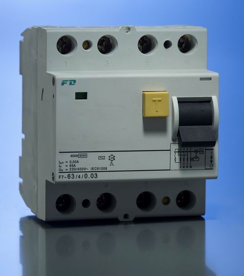 FDF7 Circuit Breaker(rccb)