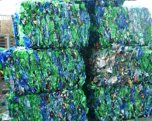 PET BOTTLES IN BALES ( GERMAN QUALITY )