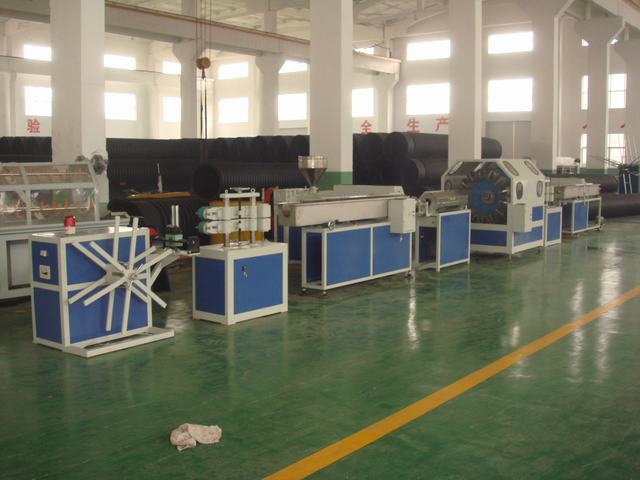 PVC fibre reinforced hose extrusion line