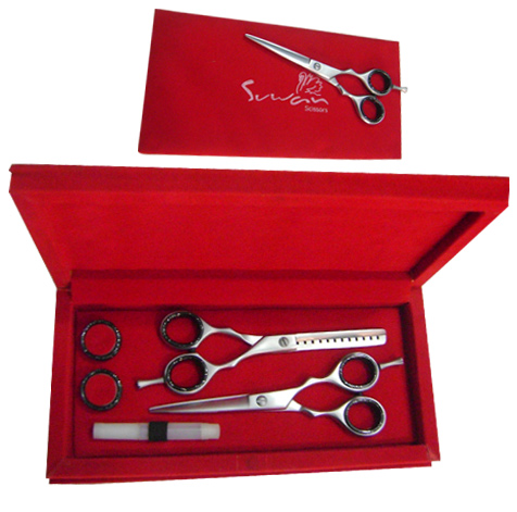 Two scissors velvet wooden case