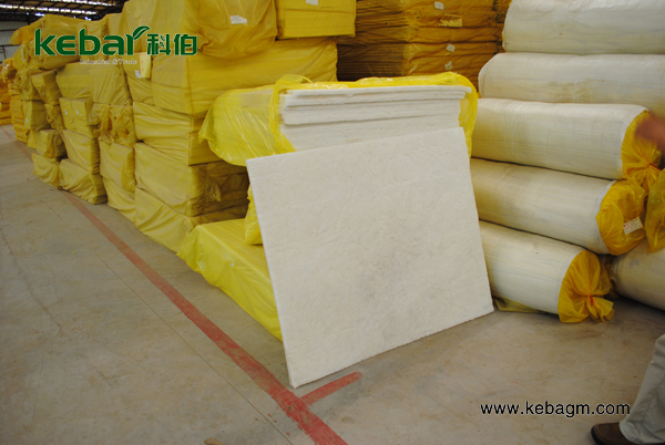 White Glass Wool Blanket