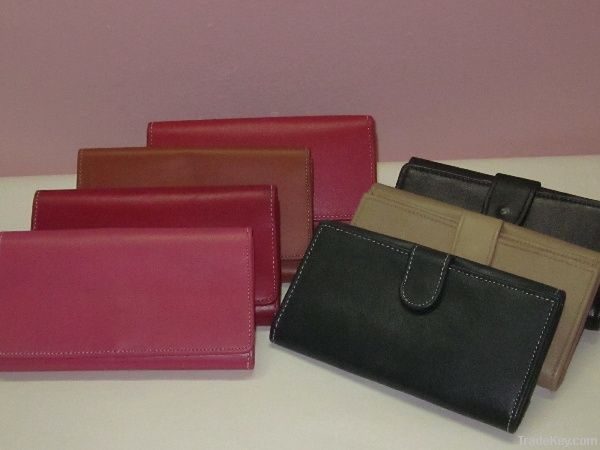 Genuine Leather Ladies Wallets