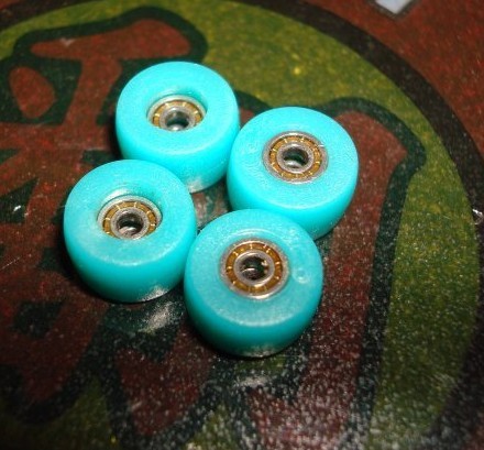 Dual-bearing Fingerboard Wheels