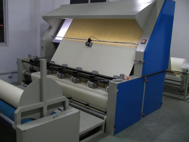 slitting machine and cutting machine