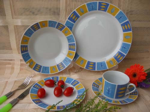 porcelain dinnerware