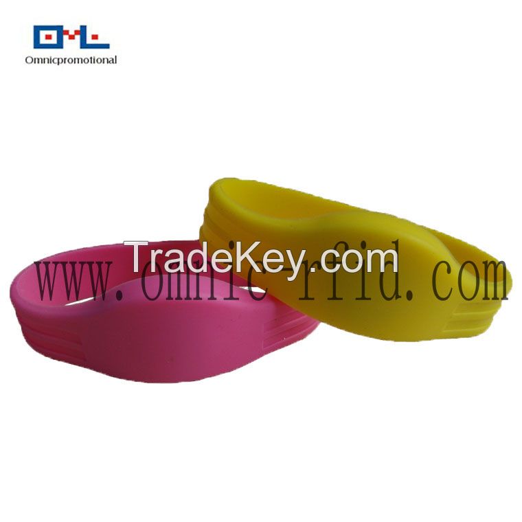 Eco friendly Silicone RFID Wristband 