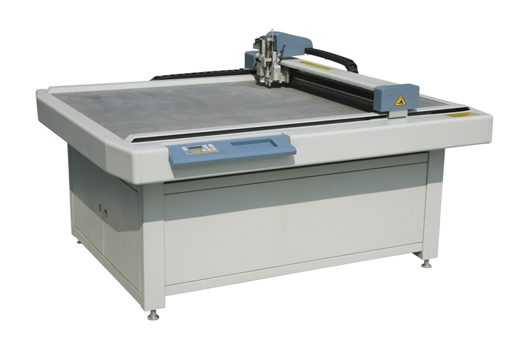 Digital control carton cutting machinery