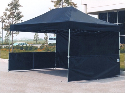 Pop up canopy