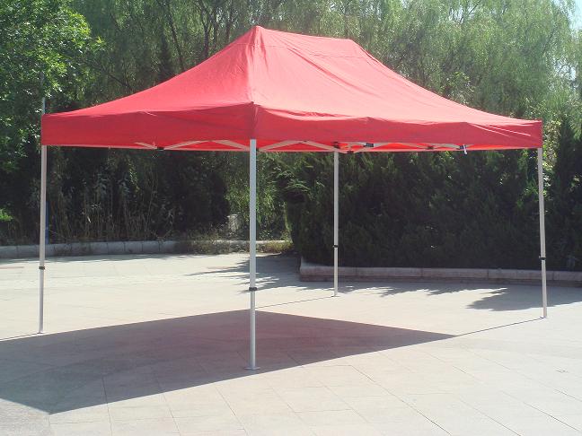 Folding tent