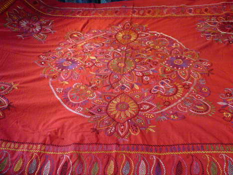 Hand Stitched Decoratiave Embroidery Bed Spread and Quilt