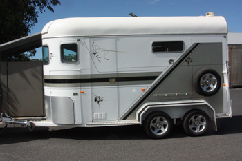 horse trailer(float)