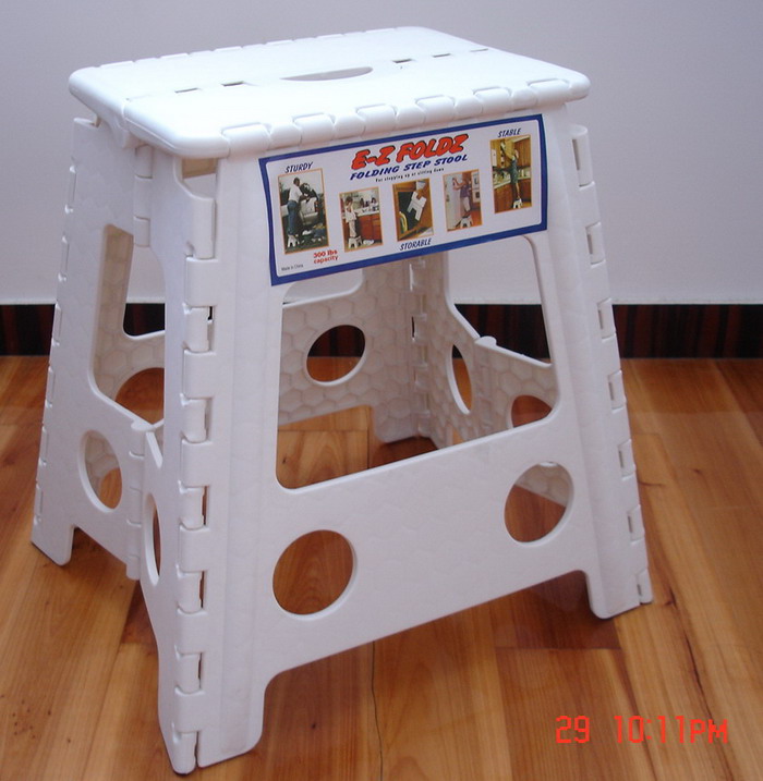 EZ FOLDING STEP STOOL PF39