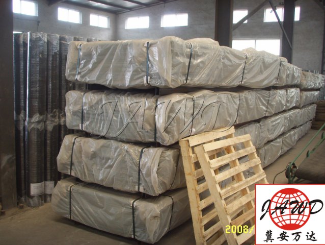 Galvanized/PVC coated welded wire mesh