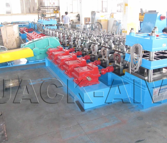 Expressway Guard Rail Roll Forming Machine