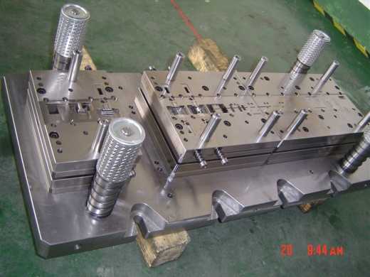 Stamping Dies &amp; Plastic Mould