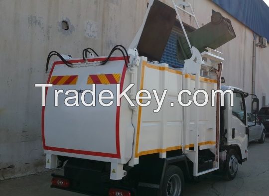 Side Loading Garbage Truck