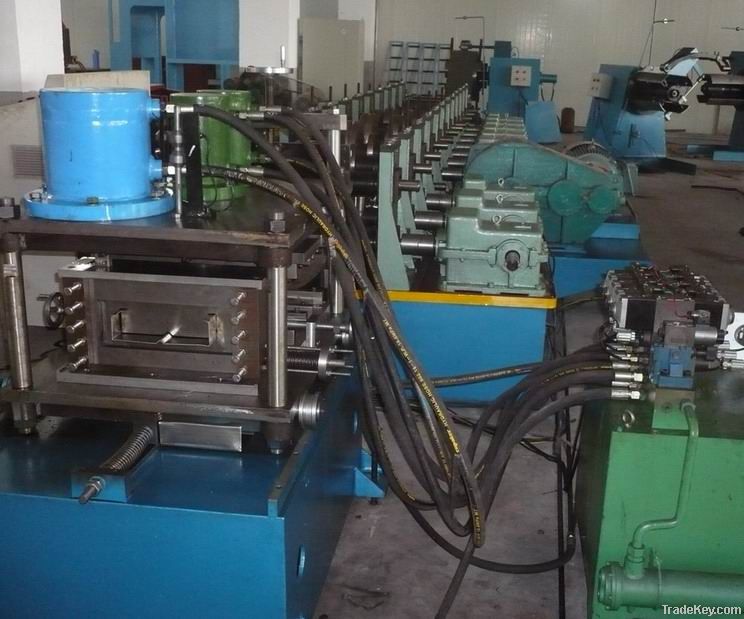 C purlin roll forming machine