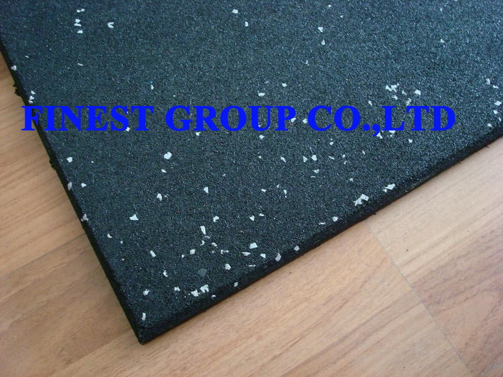 Rubber gym tile flooring