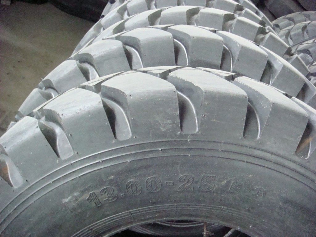 Off Road Tyres 13.00-25