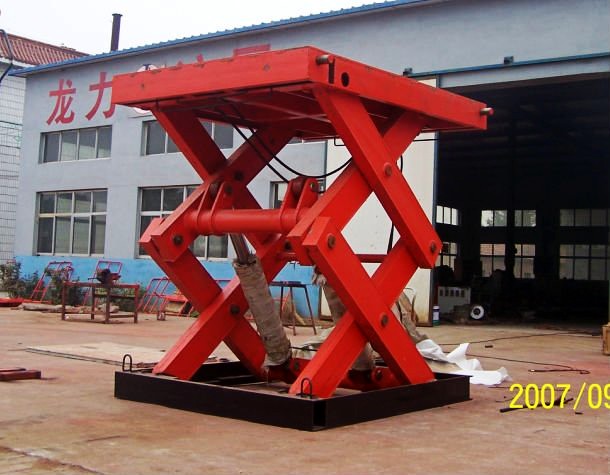 Fixed scissor lift table