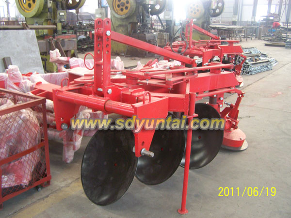 Reversible disc plough