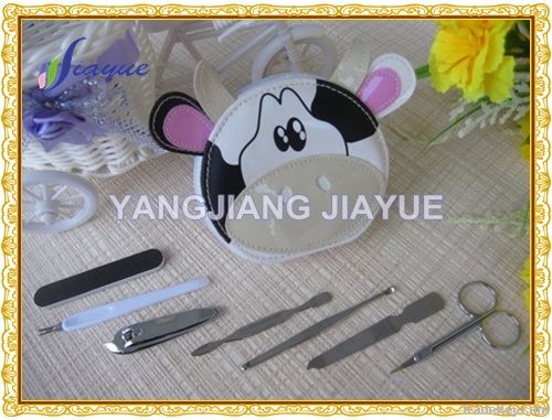 7pcs manicure set in lovely cow shape pouch