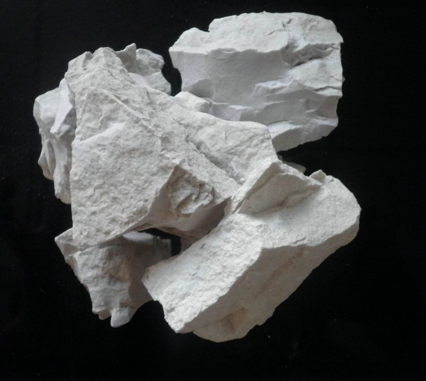 White sintered mullite