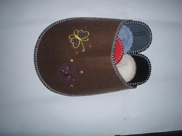 felt slipper set