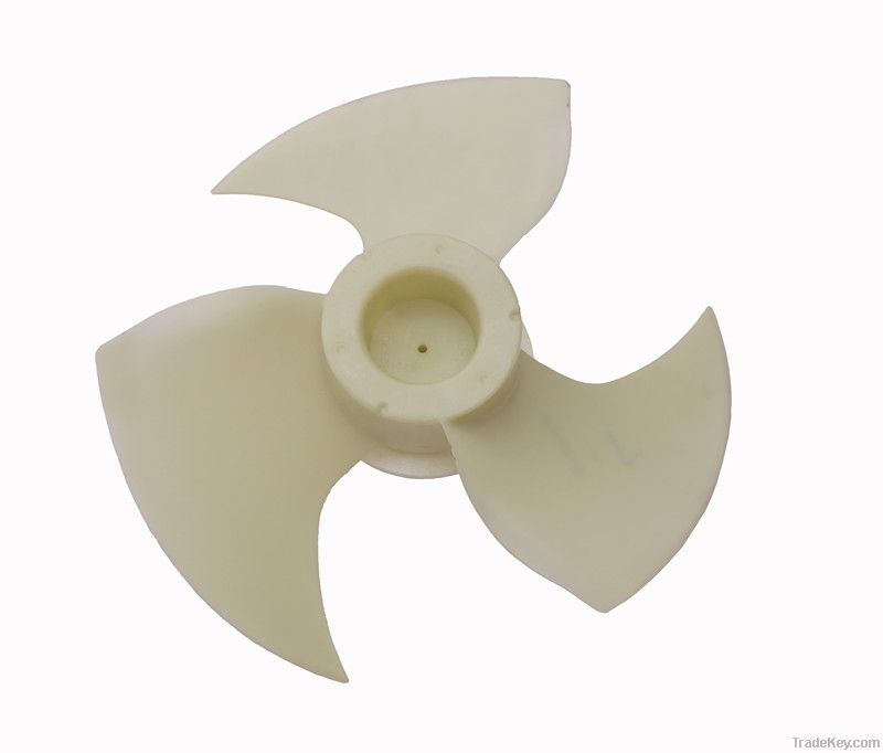 Plastic fan blade